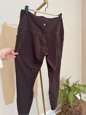 Align™ High-Rise Pant with Pockets 28”
